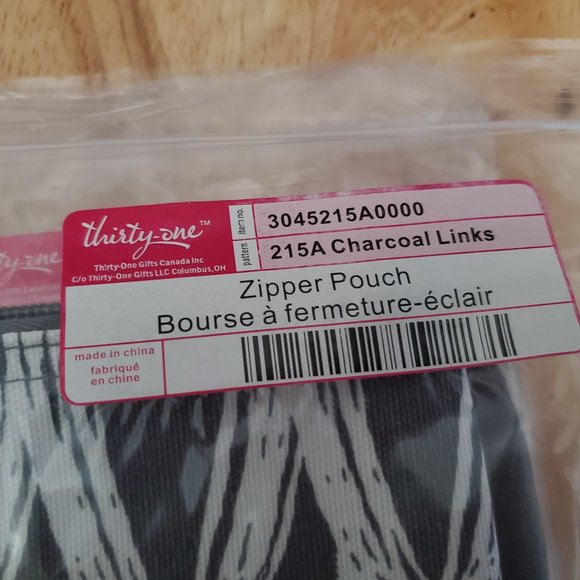 Zipper Pouch - Thirty-One - Picture 2 of 2